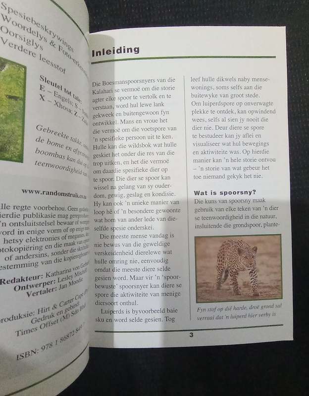 Eerste Veldgids tot Spore in die Veld in Suider-Afrika by Louis Liebenberg