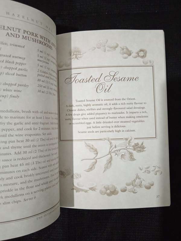 Cooking with Gourmet & Cold-Pressed Oils by Colette Keyter