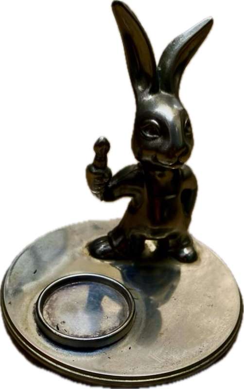 Vintage rabbit bunny ring holder metal 1970