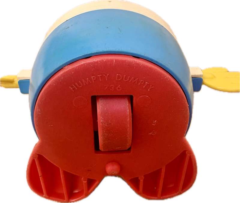 Vintage fisher price Humpty Dumpty no 736 pull toy egg