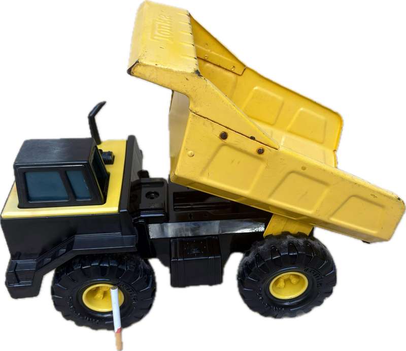 Tonka dump truck pressed steel hasbro 2012 42 cm