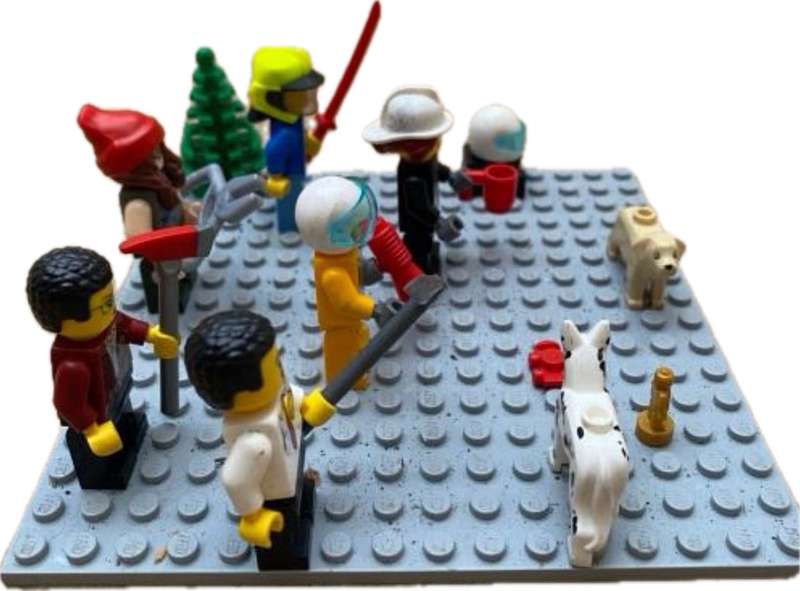 lego mini figure figures lot of 7 and two dogs