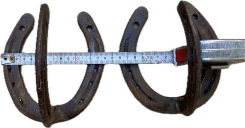 vintage horse shoe horseshoe coat hook pair