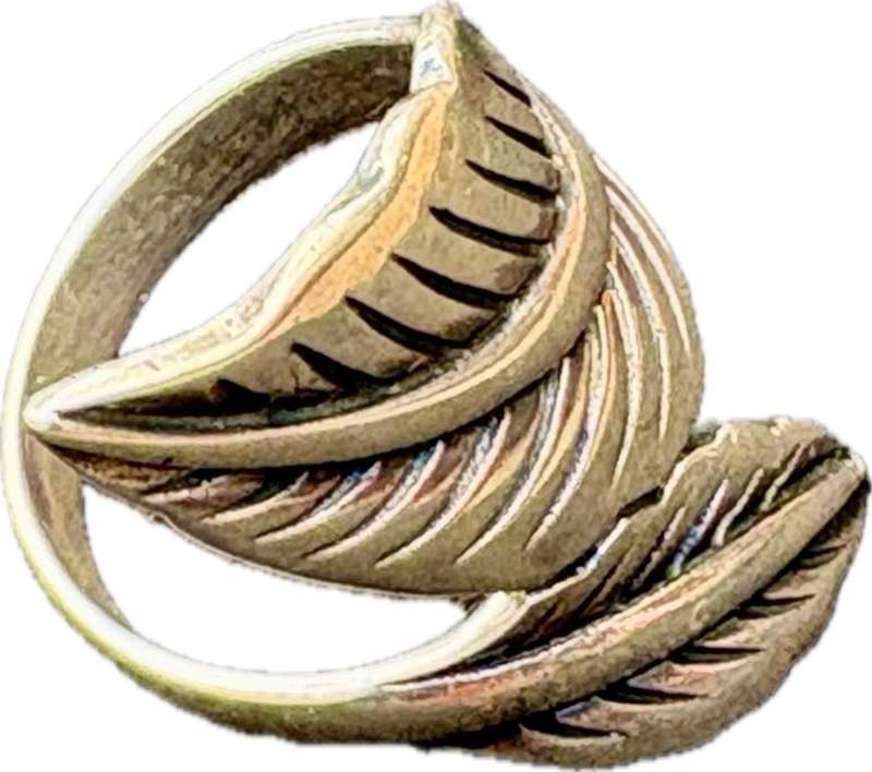 Sterling silver curled leaf ring 925 , floral trinket box