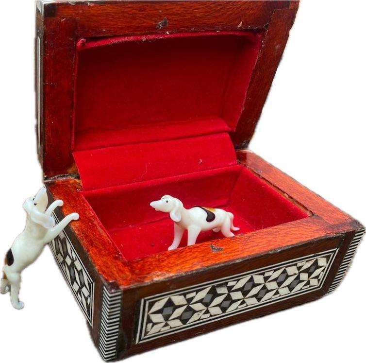 Miniature glass hound dog set of 3 in inlaid trinket box