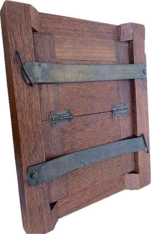 Antique master art  oak wood frame brass fittings