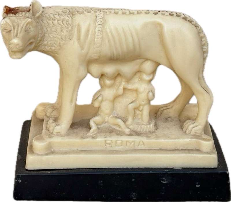 Vintage she wolf R Leoni figure statuette ornament depota Roma Italy