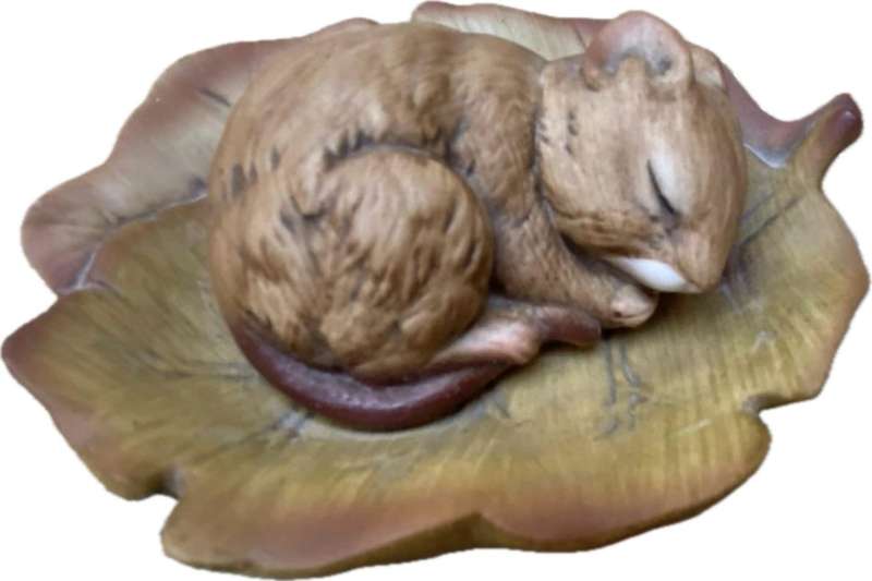 Vintage porcelain Akita chipmunk mouse sleeping  on leaf hand painted Japan numbered