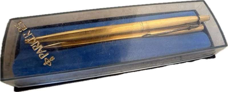 Vintage CARAN D'ACHE MADISON BALLPOINT PEN AND PENCIL WITH PINSTRIPE detail , sold as spares tlc