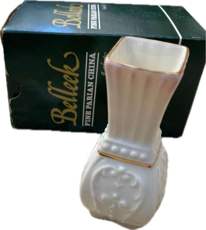 Vintage Belleek Ireland - Toy Panel Pink Vase - 0901 bud vase in box