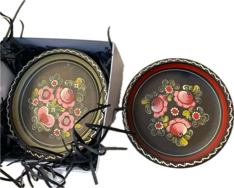 Pair of vintage folk art floral wood decorative wall plates hand painted