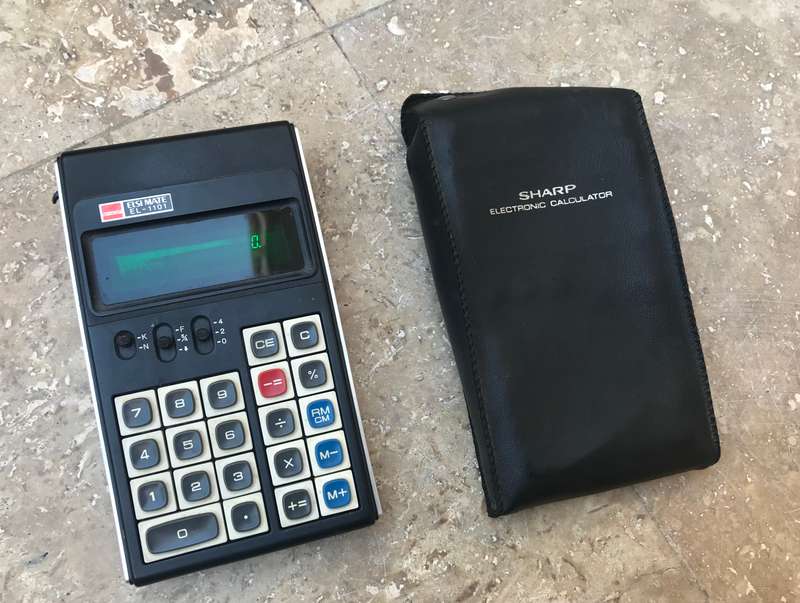 1975 Sharp Elsi Mate EL - 1101. Vintage Portable Calculator.  Good Condition