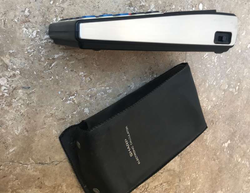 1975 Sharp Elsi Mate EL - 1101. Vintage Portable Calculator.  Good Condition