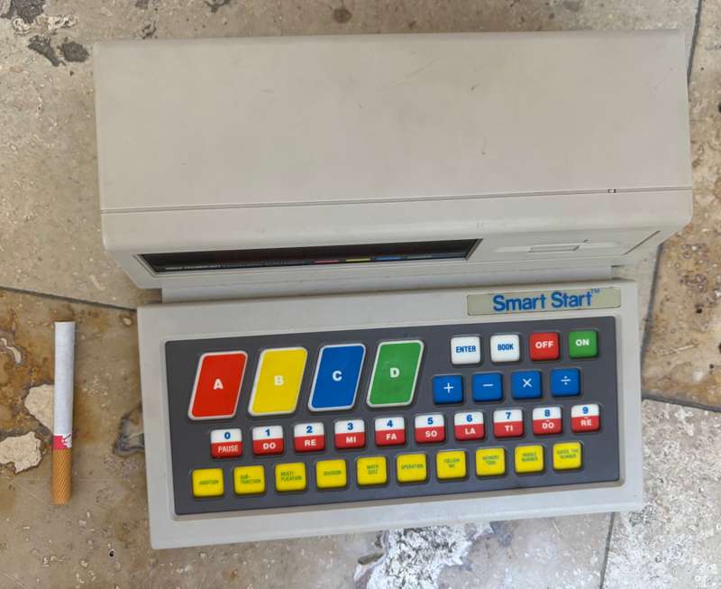 Vintage Vtech Smart Start pre computing learning machine 1988