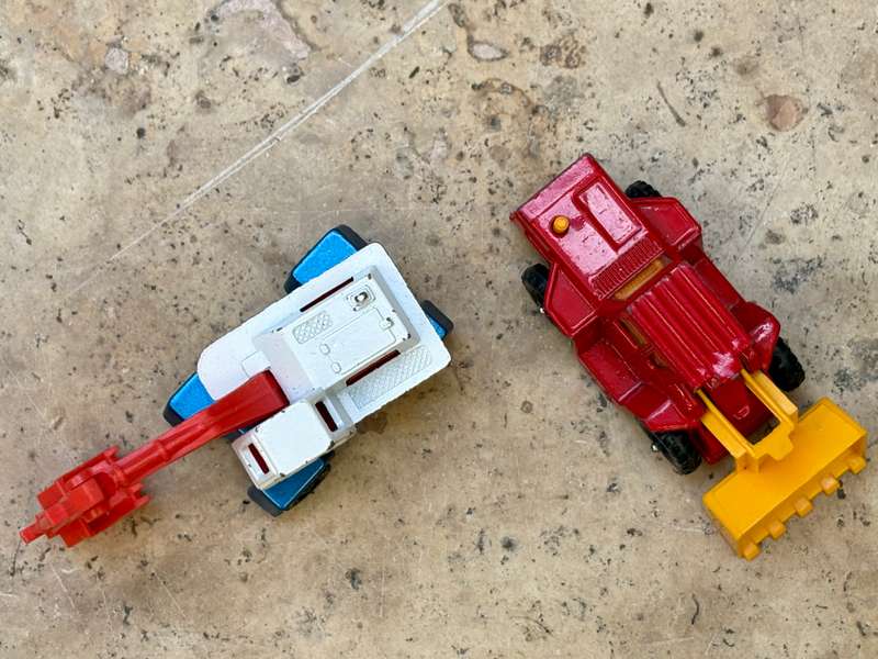 Vintage Corgi Juniors excavator , Corgi digger pair