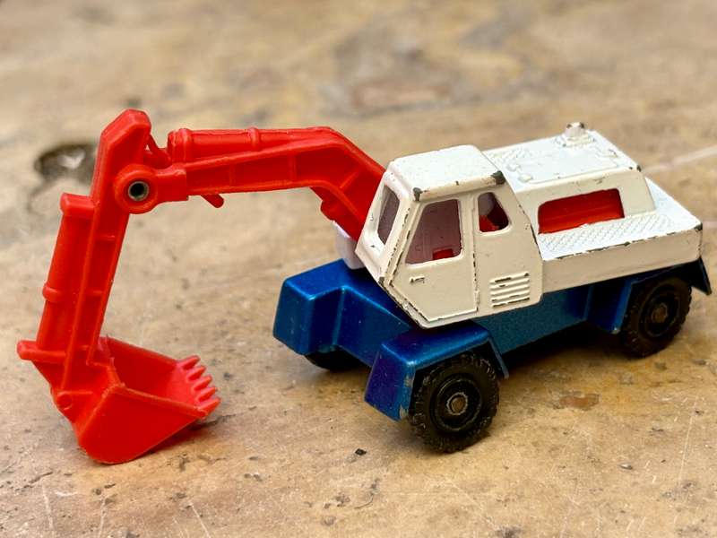 Vintage Corgi Juniors excavator , Corgi digger pair