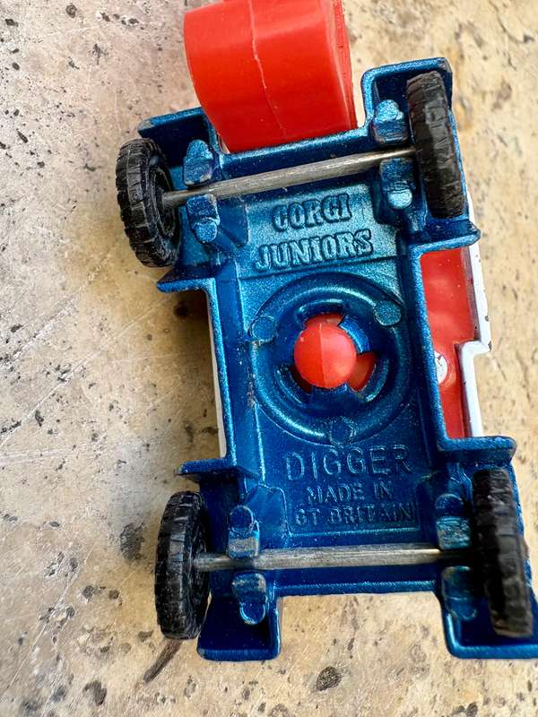 Vintage Corgi Juniors excavator , Corgi digger pair