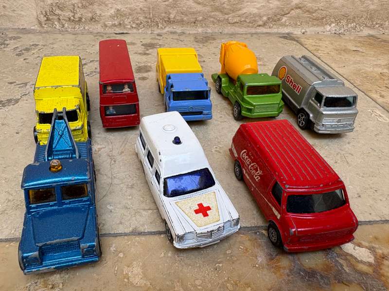 Vintage Corgi die-cast working car lot of 8