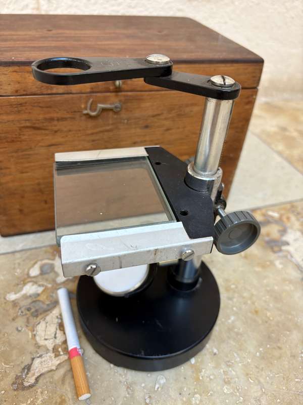 Vintage Erma Microscope no 17857  base Tokyo Japan , wood box