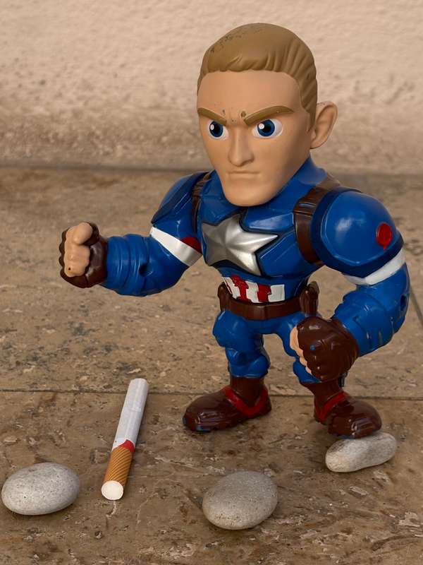 Marvel Captain America diecast figure
