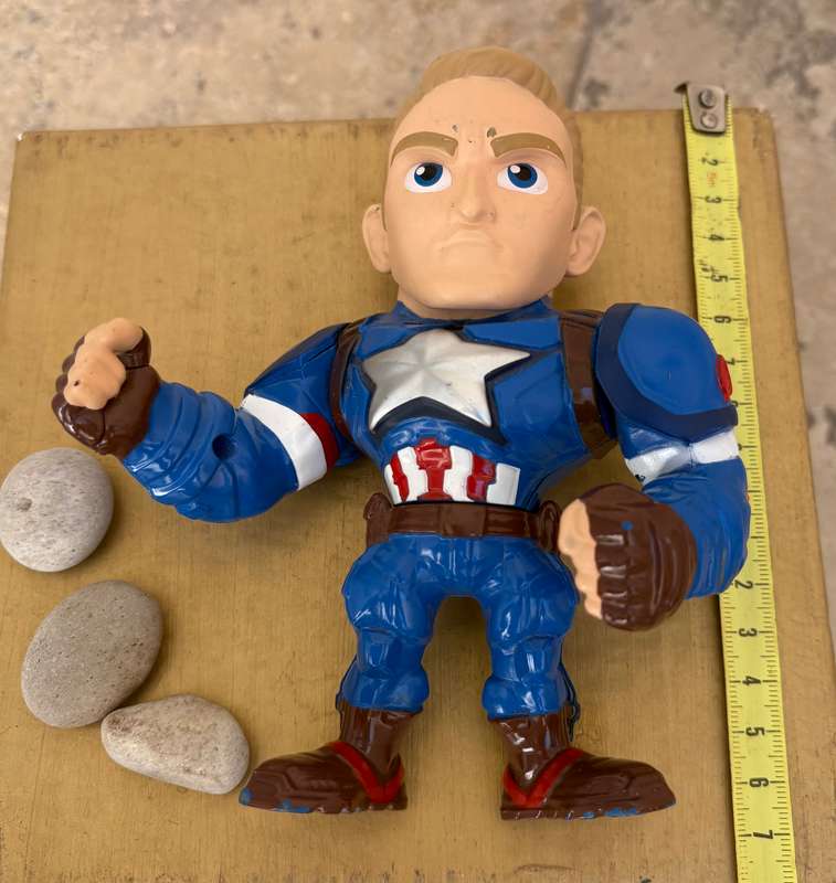 Marvel Captain America diecast figure