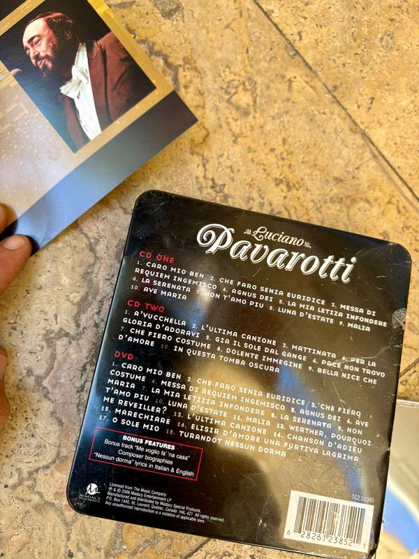 Luciano Pavarotti the greatest tenor of all time dvd with 2 cd box set