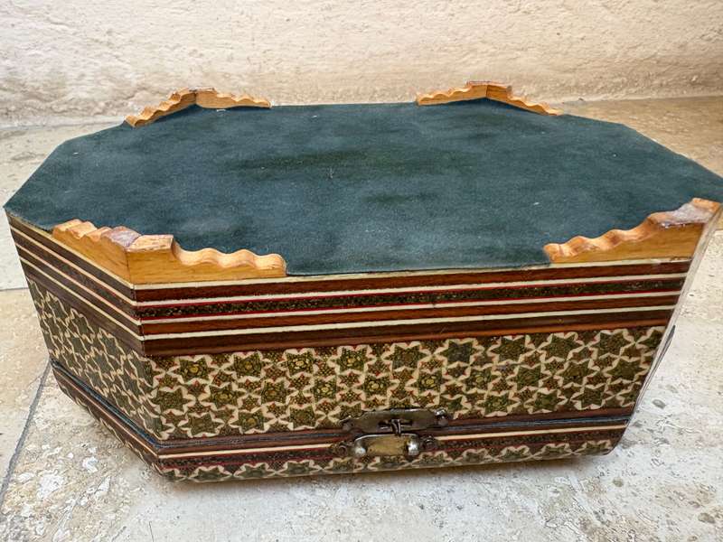 Vintage Persian art Khatam box footed hand painted Moshul battle scene