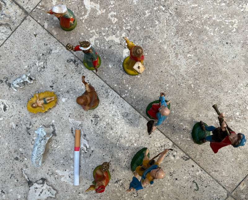 Vintage nativity set pvc Italy 10 piece