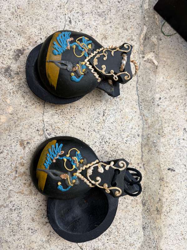 Vintage pair of spanish castanet  , hand painted. Castanets