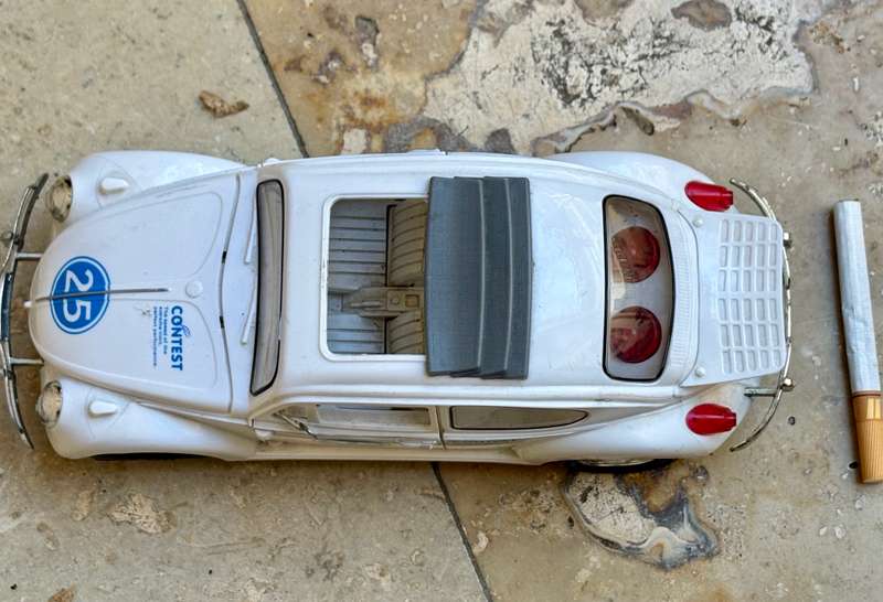 Vintage Wen Sheng love bug Volkswagen Beetle White contest no 25 toy car 1/18