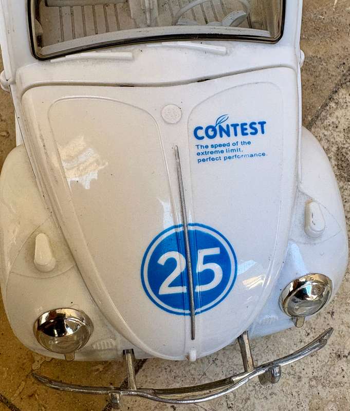 Vintage Wen Sheng love bug Volkswagen Beetle White contest no 25 toy car 1/18