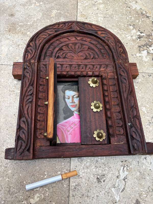 Vintage wood barn door discreet picture frame