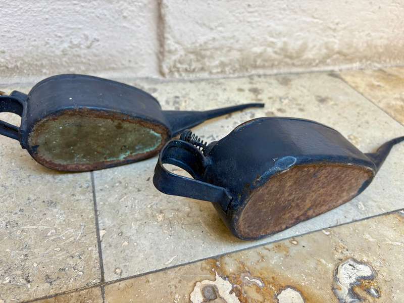 Vintage oil can pair long spout half pint