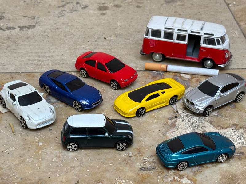 Maisto diecast car lot of 8 cars including VW combi