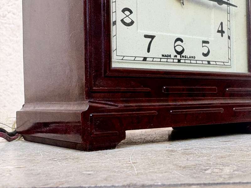 Vintage Smiths Cetric electric mains art deco Bakelite mantle clock 1925 working