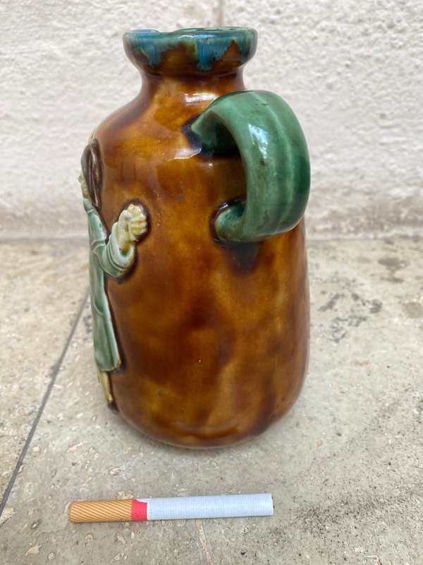 Vintage Royal doulton Kingsware style stoneware whiskey decanter 3d character