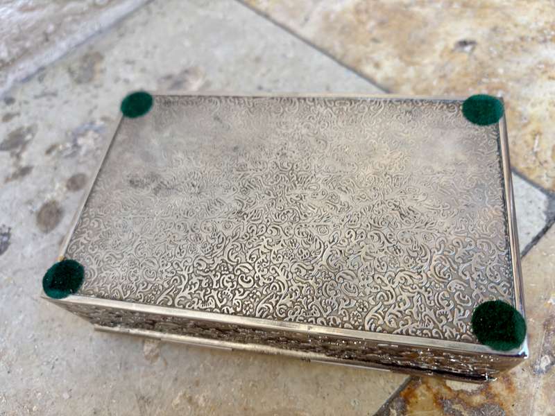 Vintage 1940 s silver plated trinket box lined embossed floral
