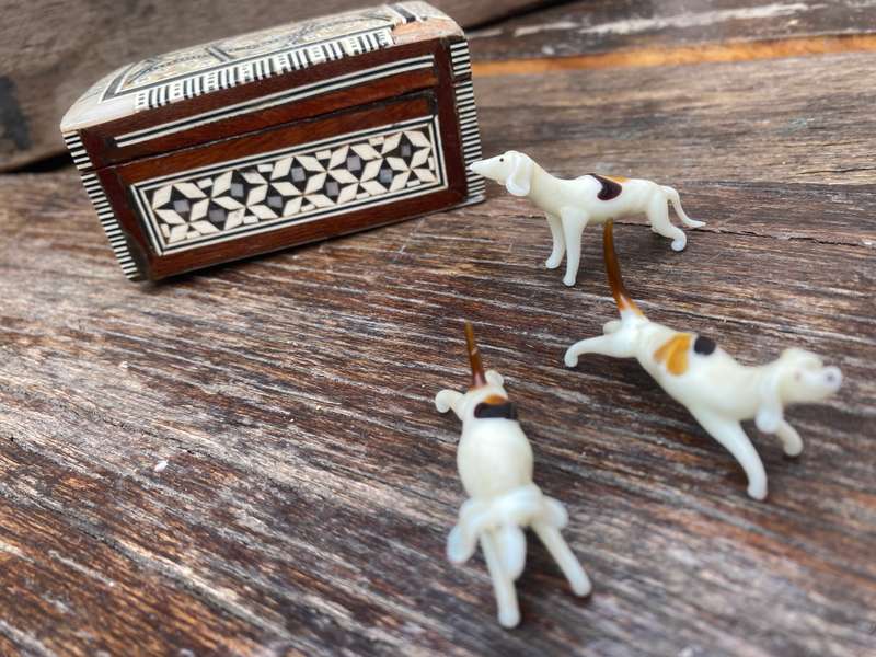 Miniature glass hound dog set of 3 in inlaid trinket box