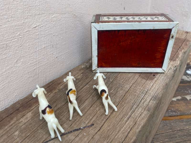 Miniature glass hound dog set of 3 in inlaid trinket box