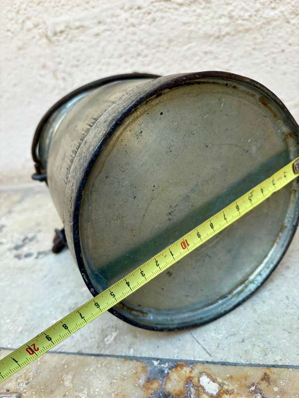 Vintage 2 gallon milk can