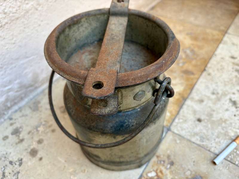 Vintage 2 gallon milk can