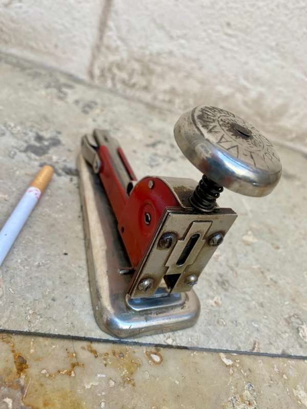 Vintage retro stapler vanguard type 4A