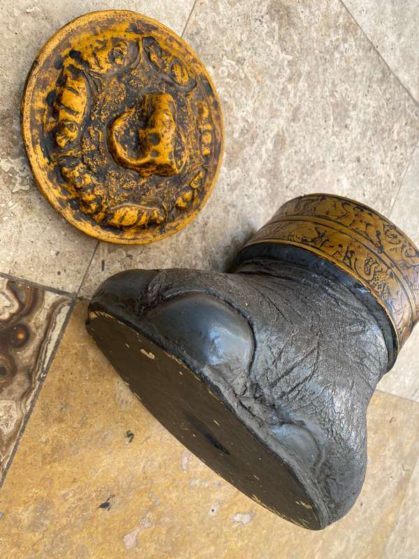 Faux elephant foot ice bucket