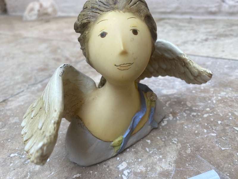 Demdaco journey of grace angel by Nancy Carter 2003 figurine