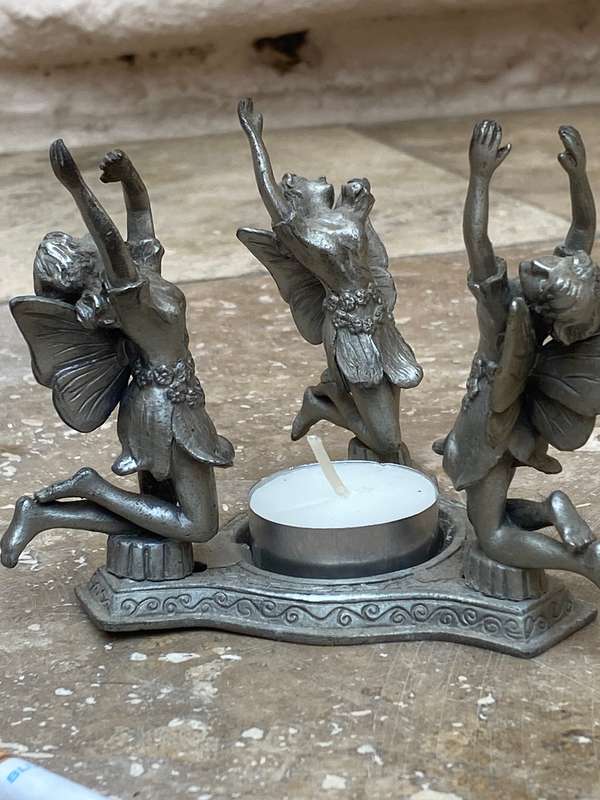 Vintage 3 angels cherubs fairies  Pewter tea light candle holder pair Taiwan