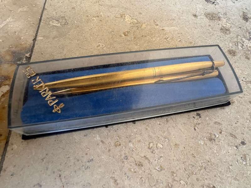 Vintage CARAN D'ACHE MADISON BALLPOINT PEN AND PENCIL WITH PINSTRIPE detail , sold as spares tlc