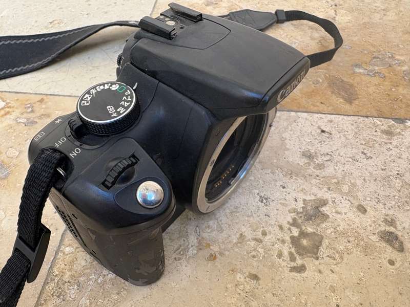Canon 350D Digital Camera with memory card 16 GB