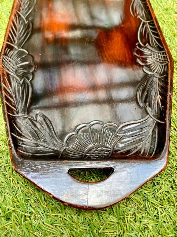 Vintage Carved Maori New Zealand Oceania wooden platter