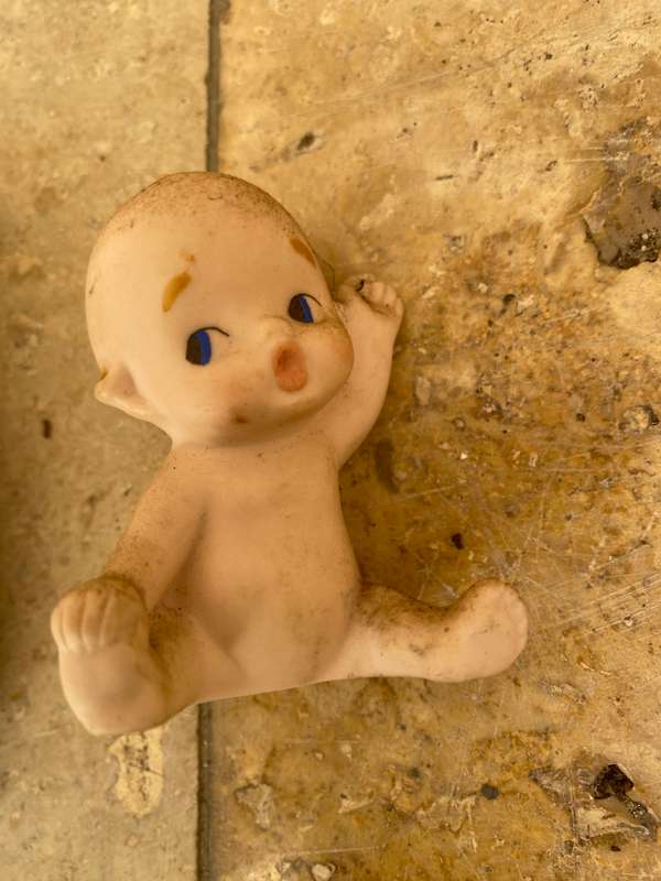 Antique Japan Bisque doll figurine pair kewpie baby and child reading figure