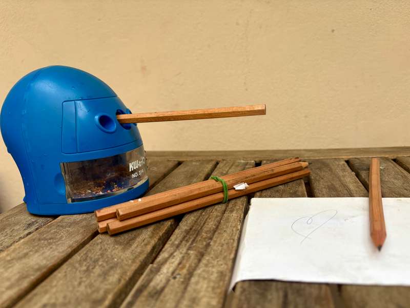 KW-triO 314 Desk Robot Pencil Sharpener with pencils made in Taiwan
